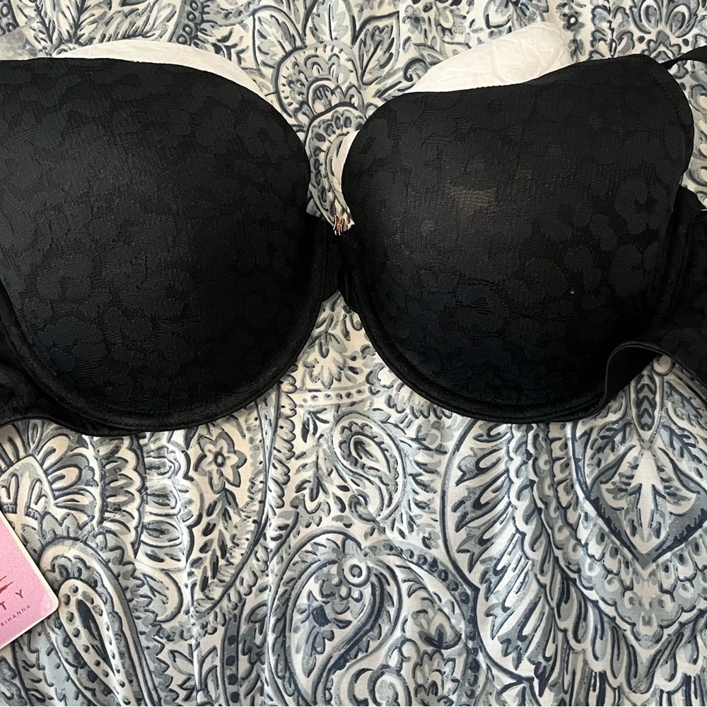 NWT Savage X Fenty Black Leopard-print Bra, 34DDD